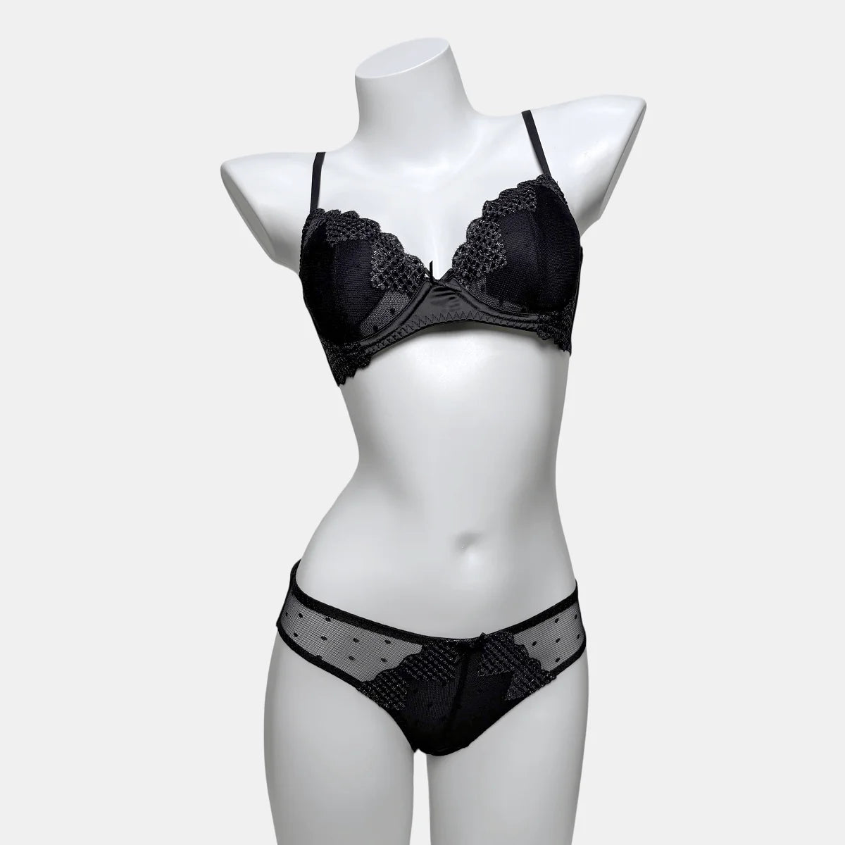 Women’s Gothic Embroidered Heart Mesh Lingerie Set